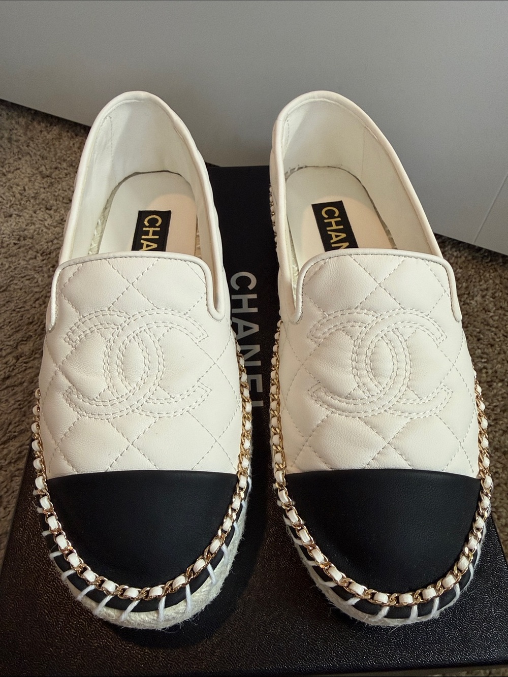 CHANEL White Quilted Espadrilles with Black Toe and Gold Chain